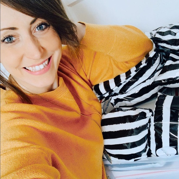 IG: @secondlookstyling - Picture 2 of 9